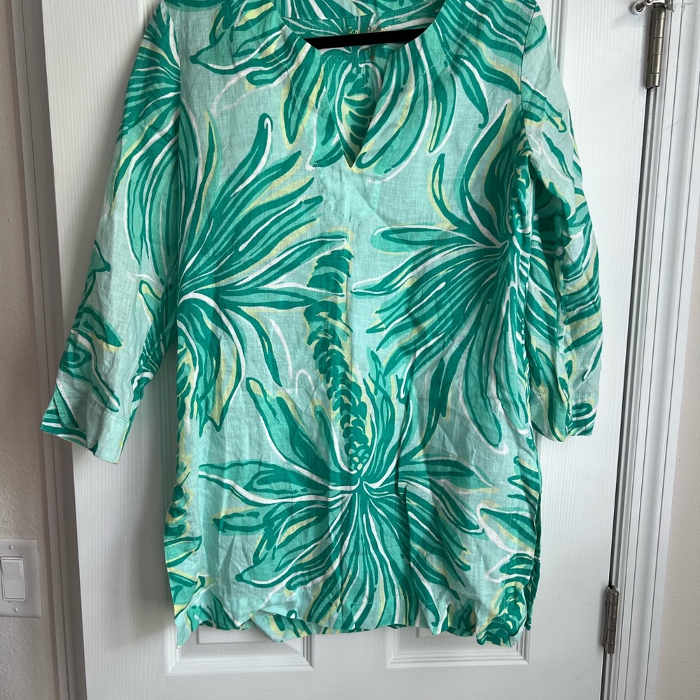 EUC Lilly Pulitzer Teal and White Leaf Print Tunic Top